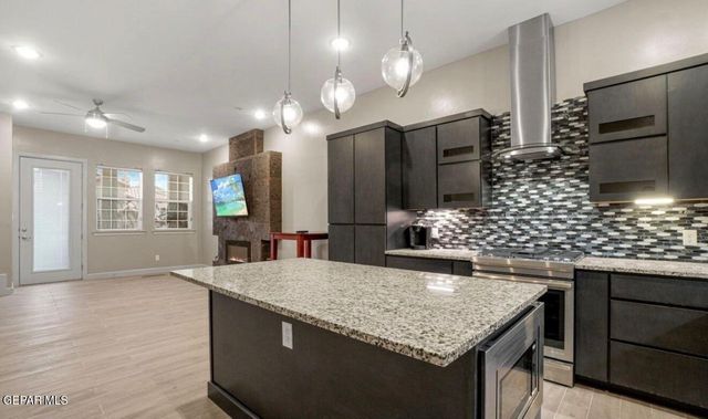 313 VIN RALIUGA Court, El Paso, TX 79912