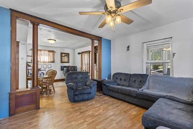 616 West Street, Baraboo, WI 53913