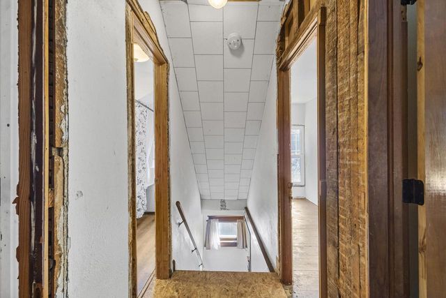 616 West Street, Baraboo, WI 53913