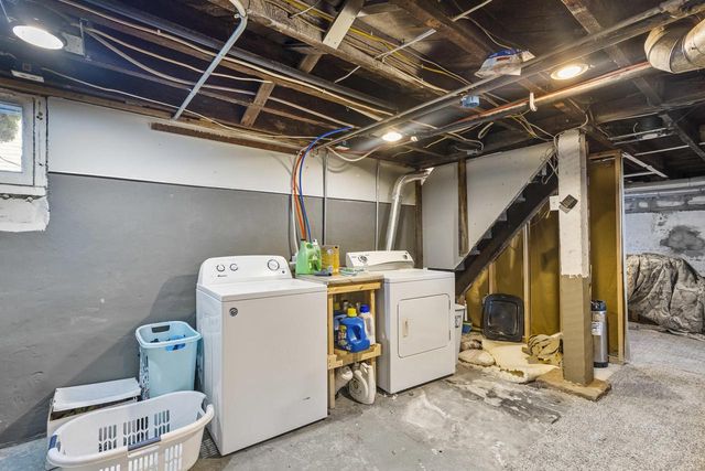 616 West Street, Baraboo, WI 53913