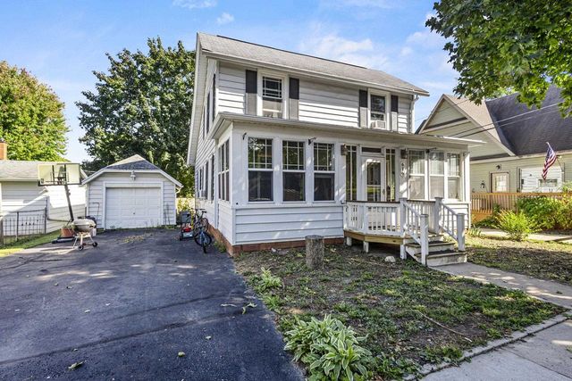 616 West Street, Baraboo, WI 53913