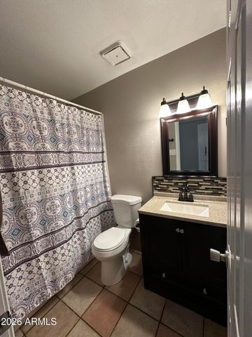 4056 W PALOMINO Road, Phoenix, AZ 85019