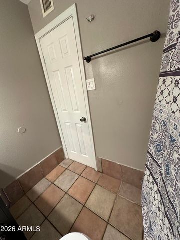 4056 W PALOMINO Road, Phoenix, AZ 85019