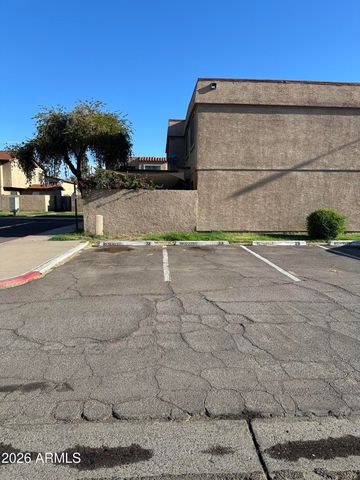 4056 W PALOMINO Road, Phoenix, AZ 85019