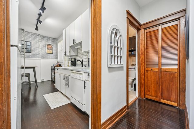 1101 W Wrightwood Avenue 3, Chicago, IL 60614