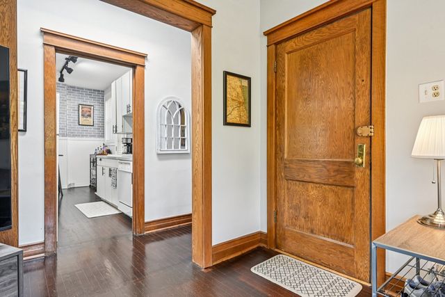 1101 W Wrightwood Avenue 3, Chicago, IL 60614