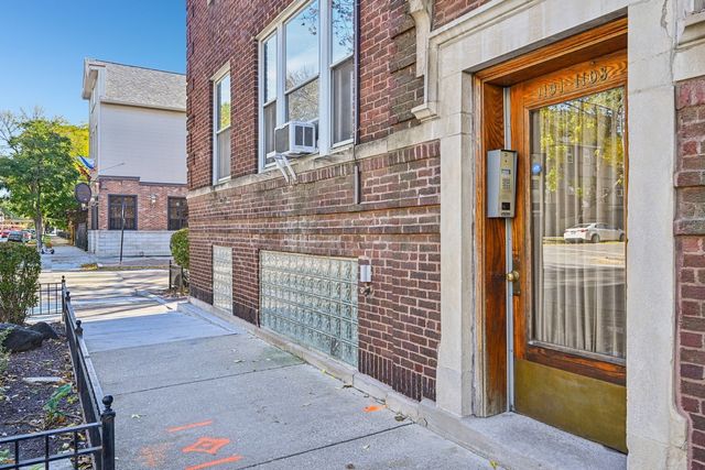 1101 W Wrightwood Avenue 3, Chicago, IL 60614
