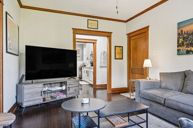 1101 W Wrightwood Avenue 3, Chicago, IL 60614