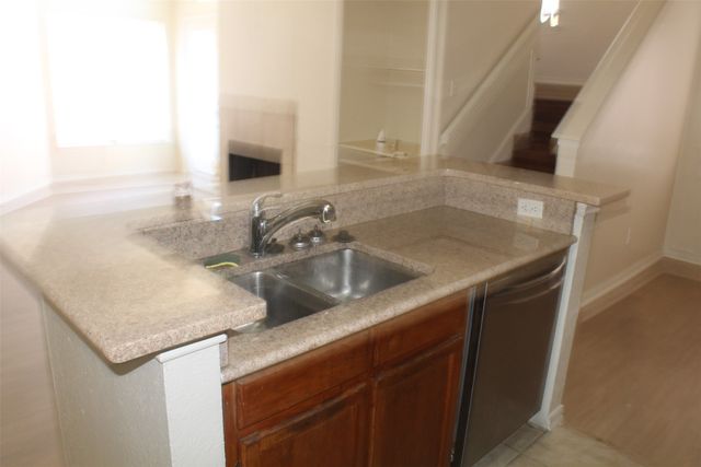 9809 Walnut Street 210, Dallas, TX 75243