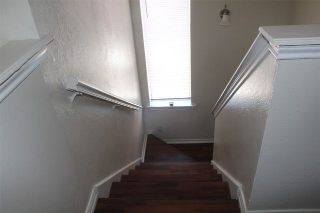9809 Walnut Street 210, Dallas, TX 75243
