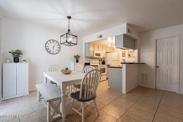 14234 N OAKWOOD Lane C, Fountain Hills, AZ 85268