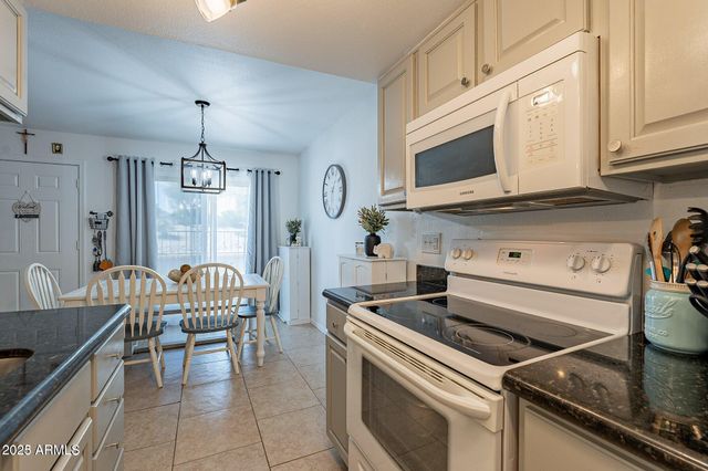 14234 N OAKWOOD Lane C, Fountain Hills, AZ 85268