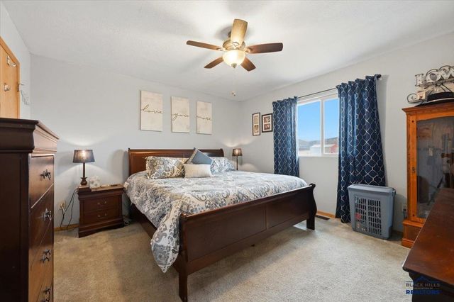 4625 THREE RIVERS DR, Rapid City, SD 57701