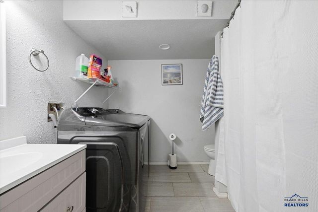 4625 THREE RIVERS DR, Rapid City, SD 57701