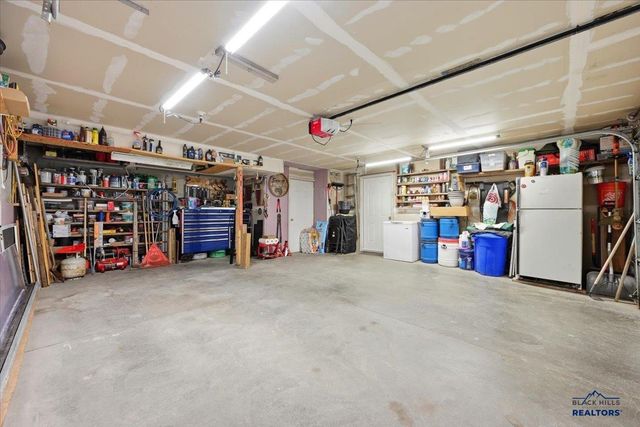 4625 THREE RIVERS DR, Rapid City, SD 57701