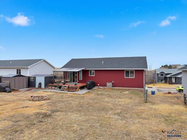 4625 THREE RIVERS DR, Rapid City, SD 57701