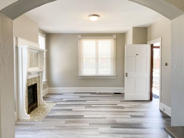 432 E Whittier Street, Columbus, OH 43206