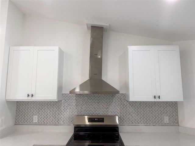 1367 HENSLEY DRIVE, Deland, FL 32724