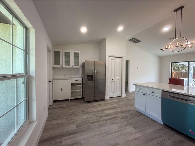 1367 HENSLEY DRIVE, Deland, FL 32724