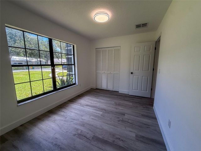 1367 HENSLEY DRIVE, Deland, FL 32724