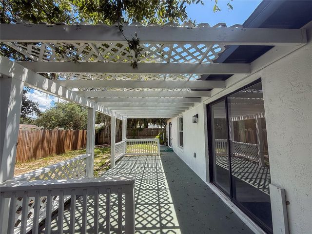 1367 HENSLEY DRIVE, Deland, FL 32724