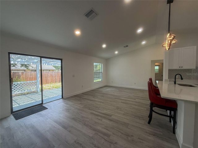 1367 HENSLEY DRIVE, Deland, FL 32724