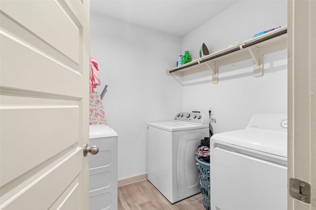 8110 Milam Lane, Rosharon, TX 77583