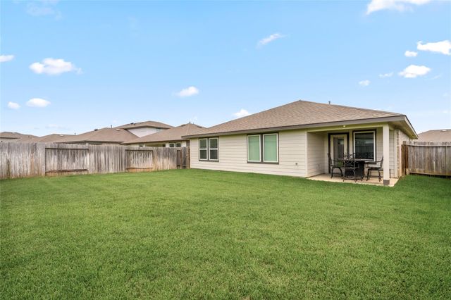 8110 Milam Lane, Rosharon, TX 77583