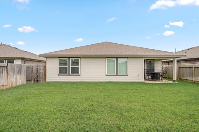 8110 Milam Lane, Rosharon, TX 77583