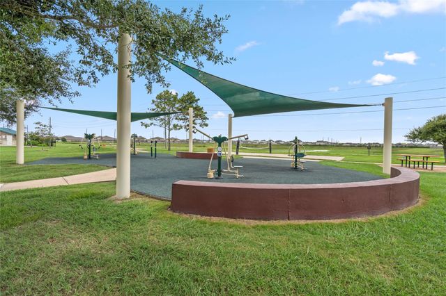 8110 Milam Lane, Rosharon, TX 77583