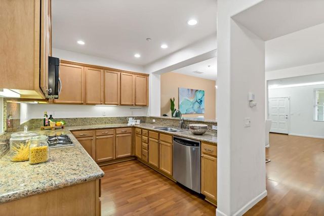 2695 Northern Cross Road, Hayward, CA 94545