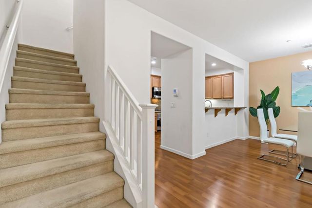 2695 Northern Cross Road, Hayward, CA 94545