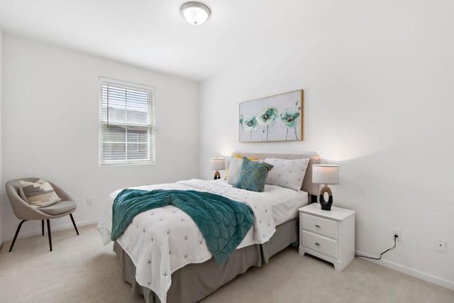 2695 Northern Cross Road, Hayward, CA 94545