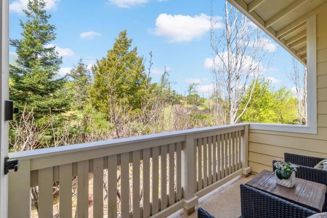 2695 Northern Cross Road, Hayward, CA 94545