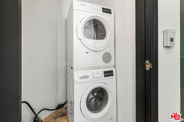 1100 Wilshire Boulevard 2911, Los Angeles, CA 90017