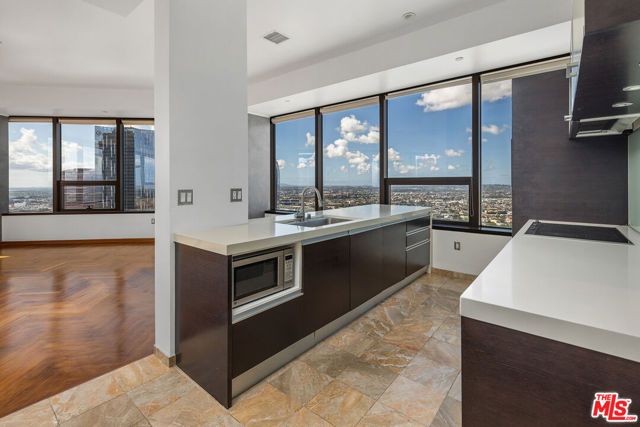 1100 Wilshire Boulevard 2911, Los Angeles, CA 90017