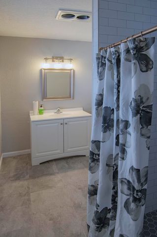 4217 Hendrix Road NE, Albuquerque, NM 87110