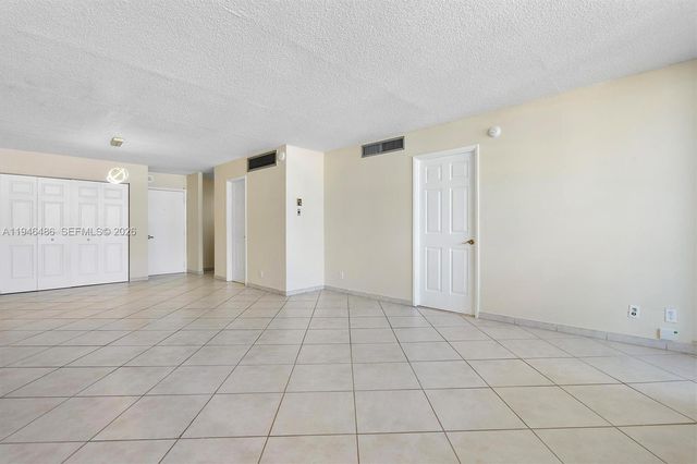 6770 Indian Creek Dr 8R, Miami Beach, FL 33141