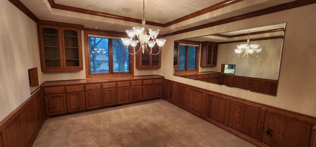 8098 S Meadowcreek COURT, Franklin, WI 53132