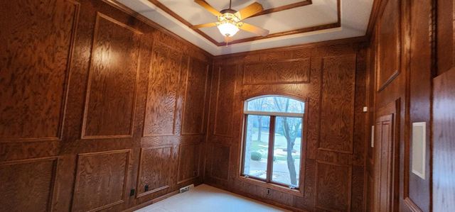 8098 S Meadowcreek COURT, Franklin, WI 53132