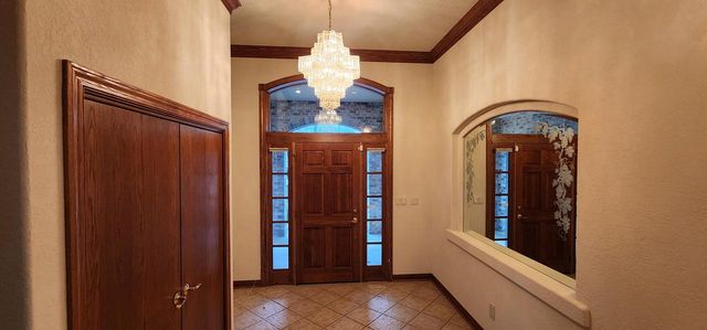 8098 S Meadowcreek COURT, Franklin, WI 53132