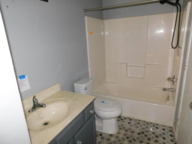 13192 Juniper Road NE, Thornville, OH 43076