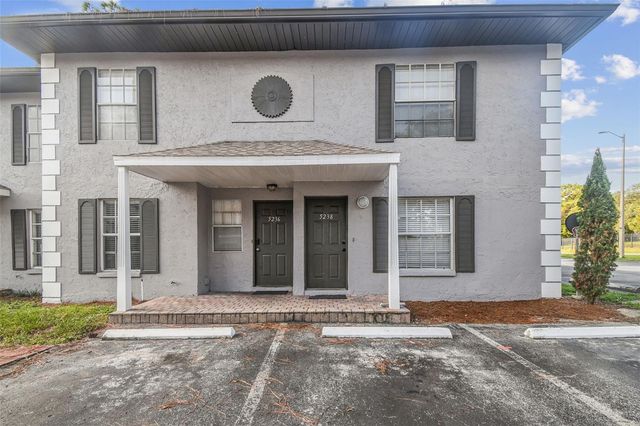 5238 SUNRIDGE PALMS DRIVE 304, Tampa, FL 33617