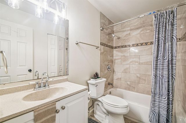 5238 SUNRIDGE PALMS DRIVE 304, Tampa, FL 33617