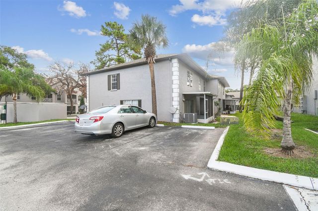 5238 SUNRIDGE PALMS DRIVE 304, Tampa, FL 33617