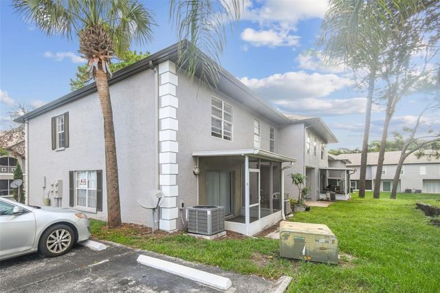 5238 SUNRIDGE PALMS DRIVE 304, Tampa, FL 33617