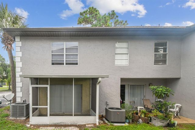 5238 SUNRIDGE PALMS DRIVE 304, Tampa, FL 33617