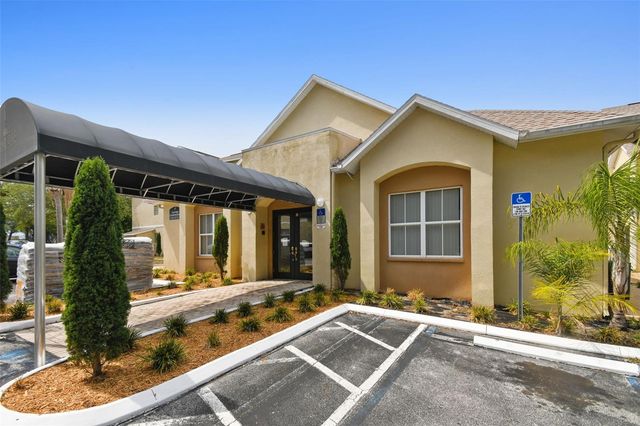 5238 SUNRIDGE PALMS DRIVE 304, Tampa, FL 33617