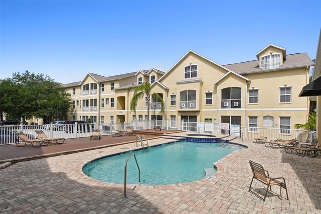 5238 SUNRIDGE PALMS DRIVE 304, Tampa, FL 33617