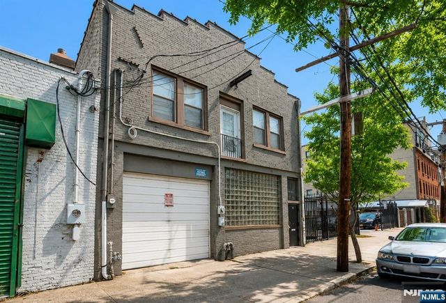 54-60 Mcwhorter 307, Newark, NJ 07105